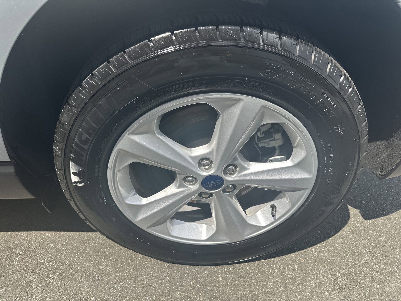 Used 2022 Ford Edge SE image 30