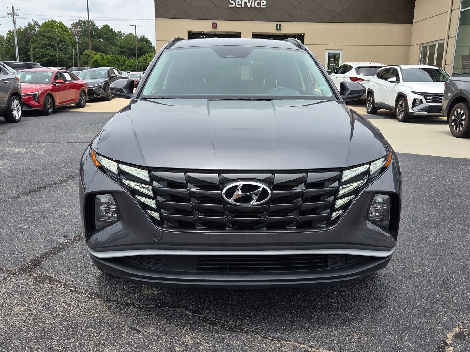 Used 2024 Hyundai Tucson SEL FWD image 2