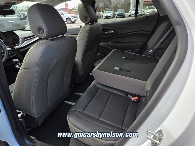 New 2026 Chevrolet Trax ACTIV w/ Sunroof Package FWD image 8