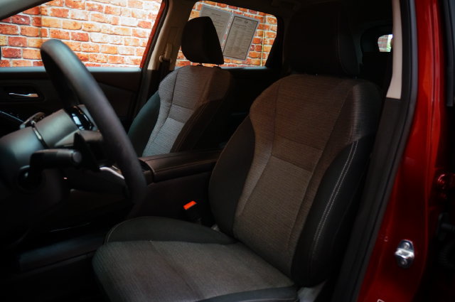Certified 2023 Nissan Rogue SV AWD/4WD image 13