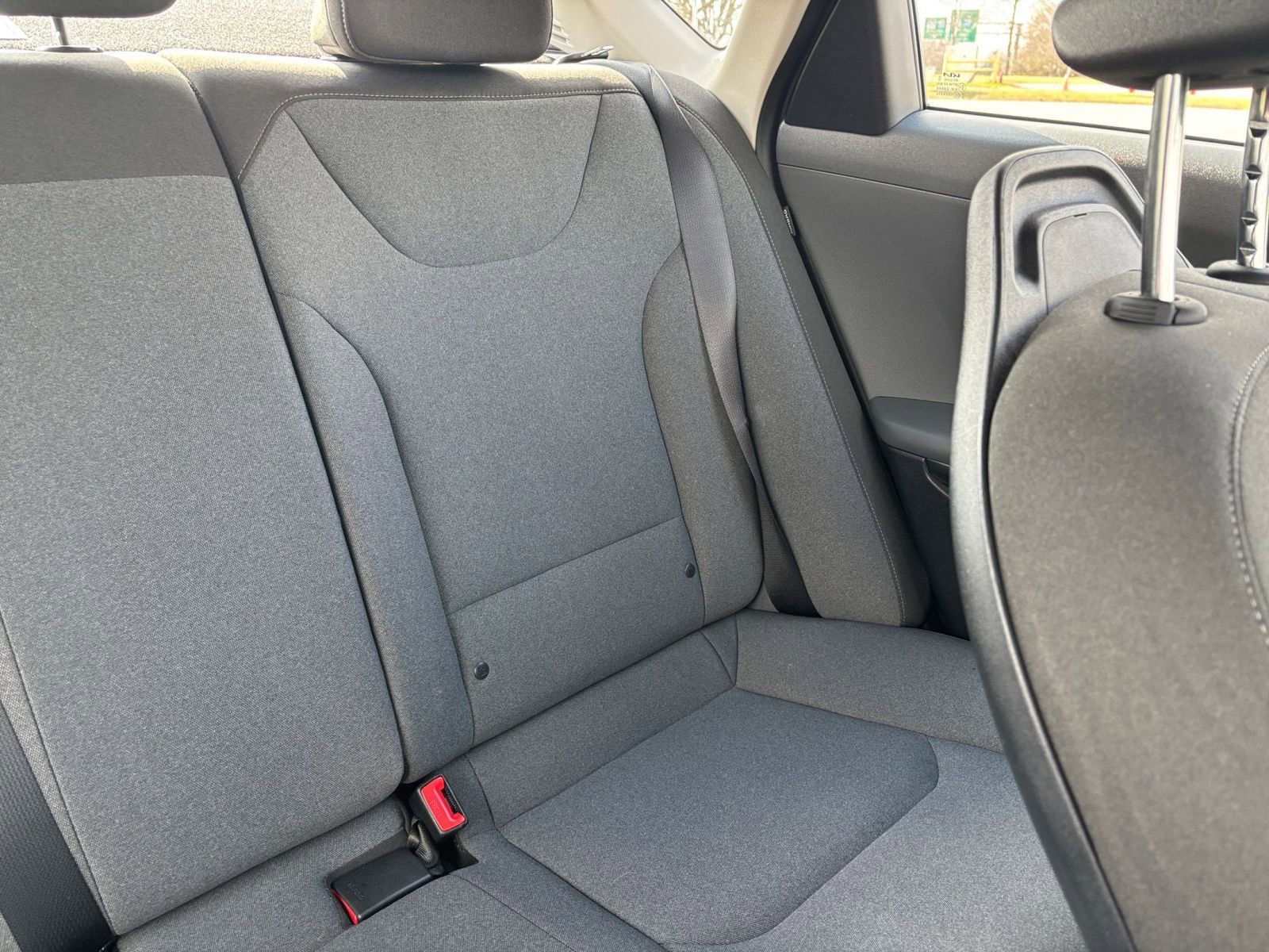 Used 2025 Kia K4 FWD image 36