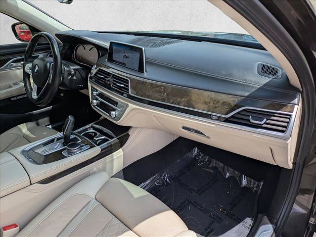 Used 2016 BMW 740i RWD image 24