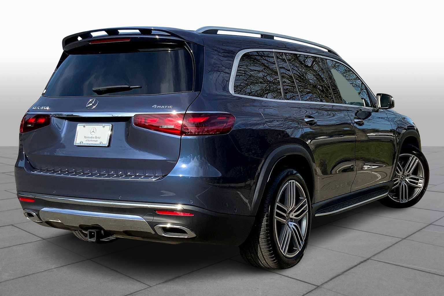 Used 2025 Mercedes-Benz GLS 450 4MATIC image 12