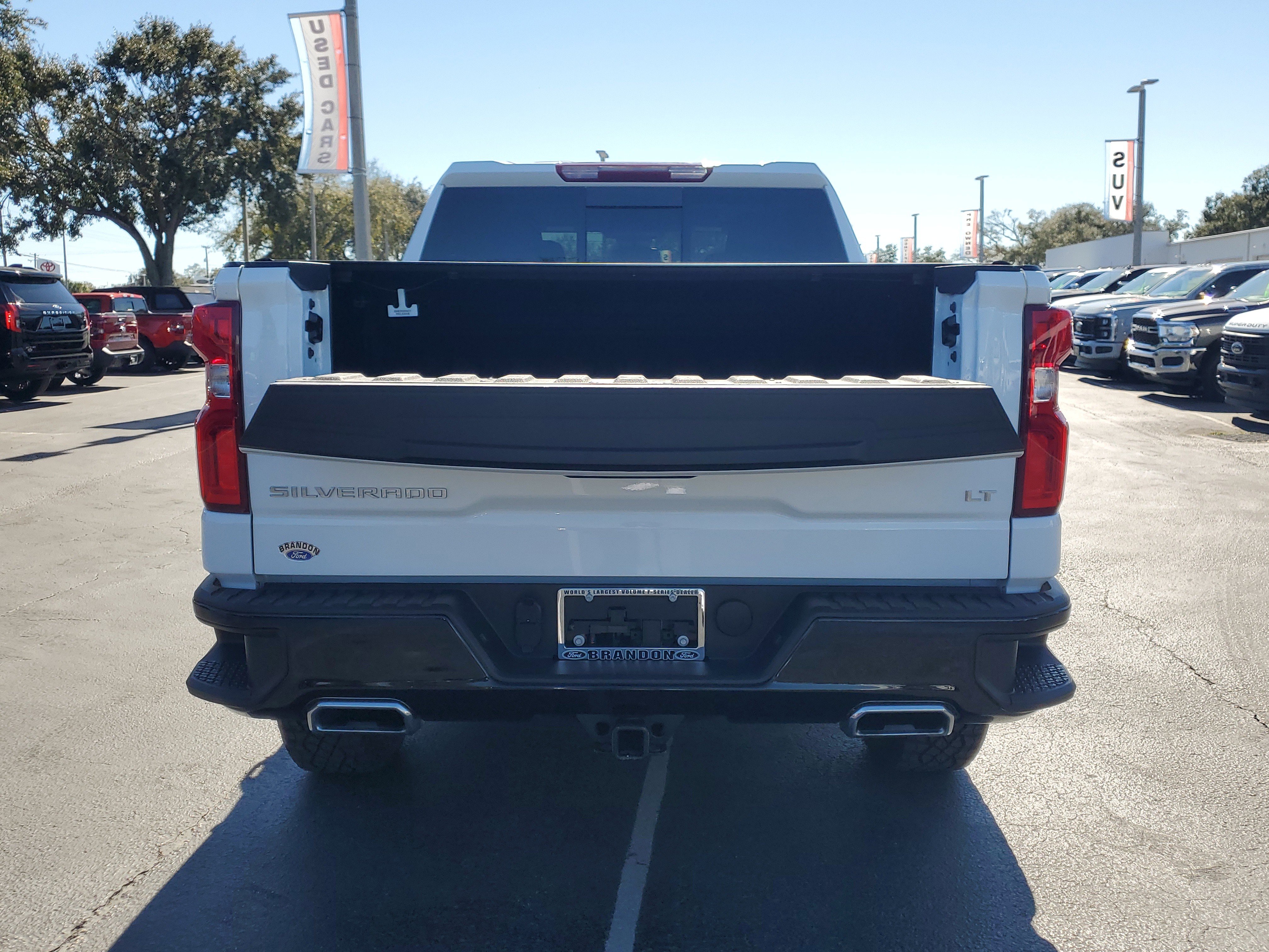 Used 2024 Chevrolet Silverado 1500 LT Trail Boss w/ Convenience Package II image 12