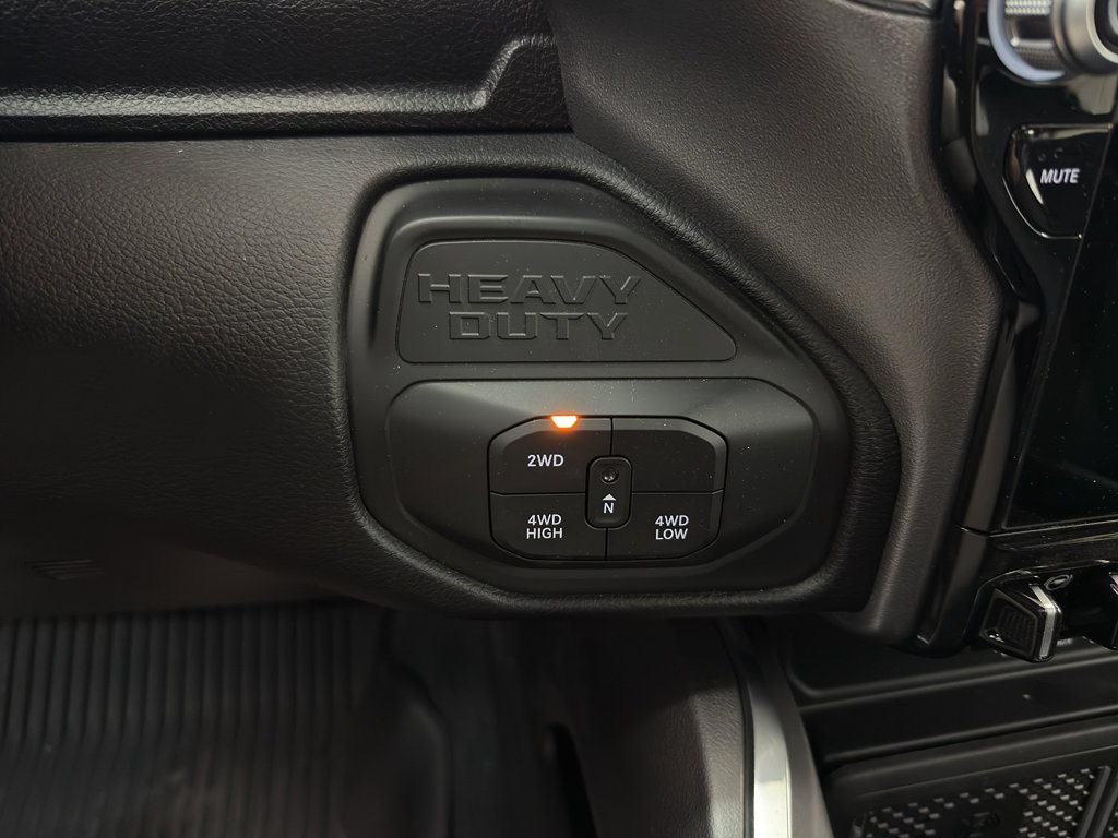 New 2025 RAM 2500 Laramie image 27