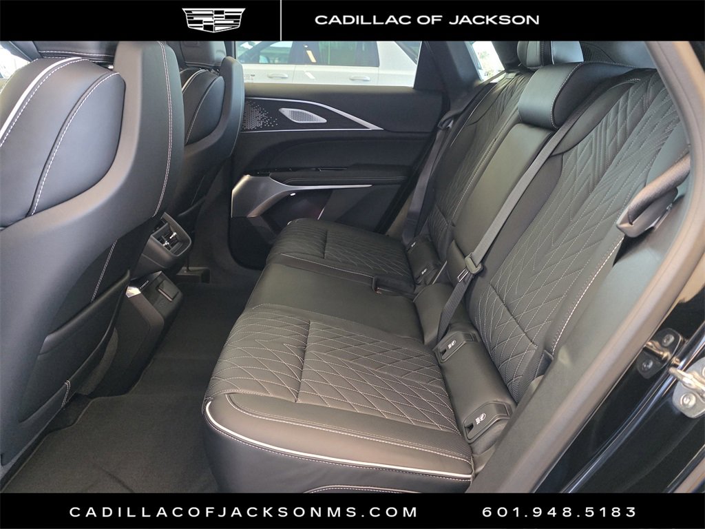 New 2026 Cadillac Lyriq V image 17