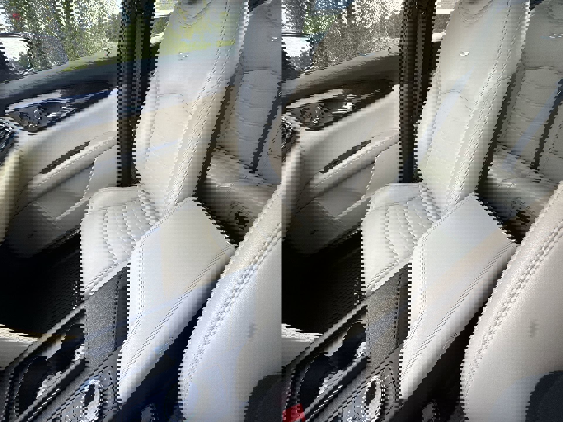 Used 2019 Cadillac CT6 Luxury w/ Driver Awareness Package image 21