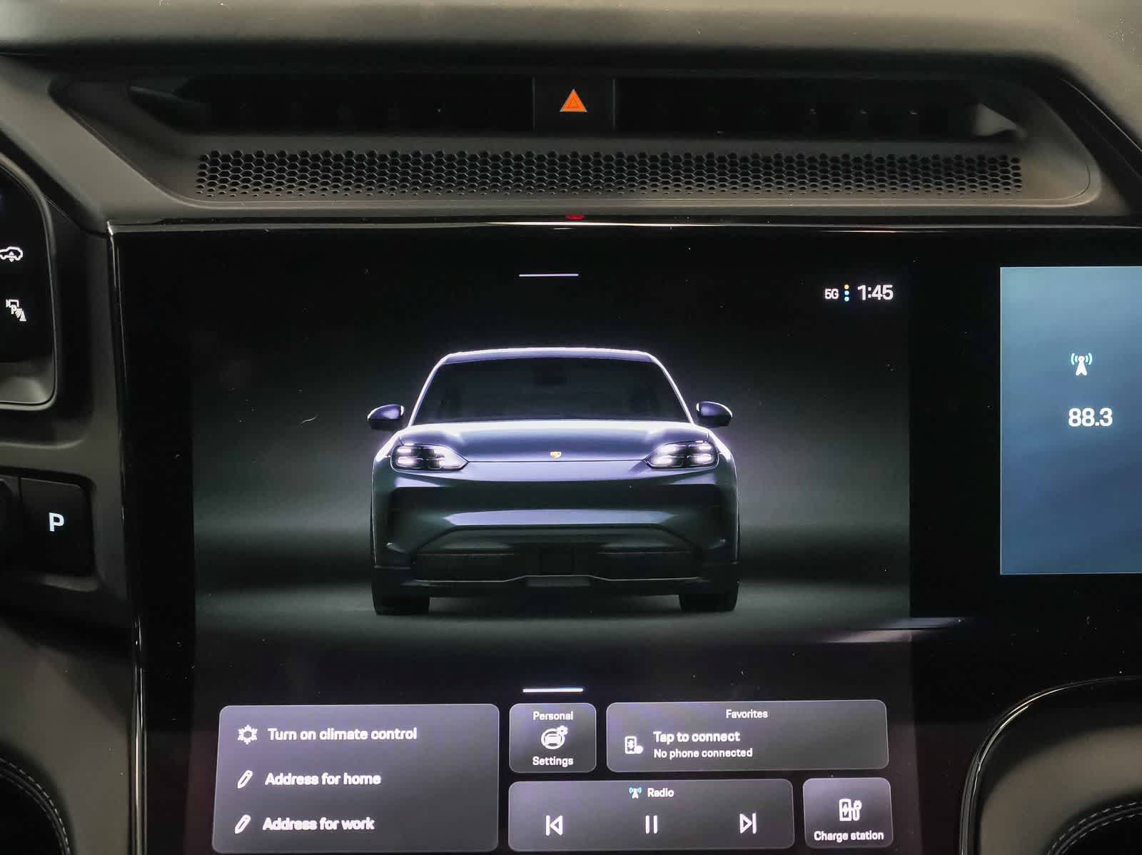 New 2026 Porsche Cayenne Electric AWD/4WD image 16