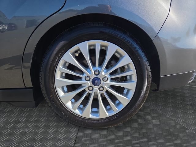 Used 2017 Ford C-MAX Energi SE w/ Equipment Group 402A image 36