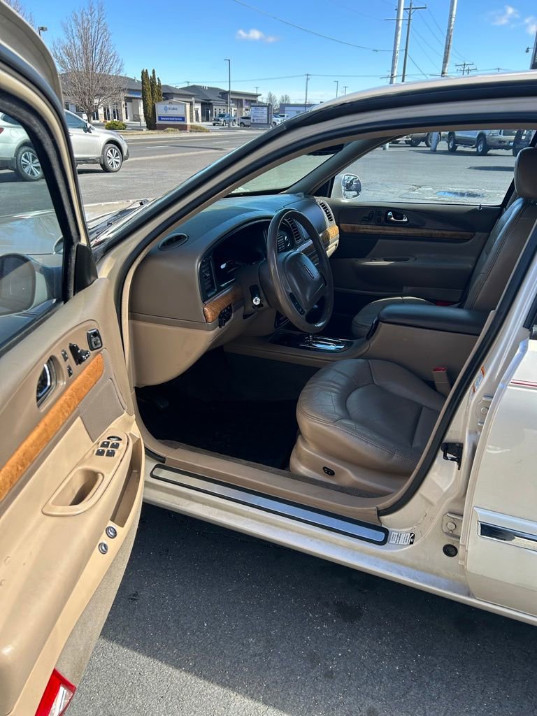 Used 1999 Lincoln Continental FWD image 12