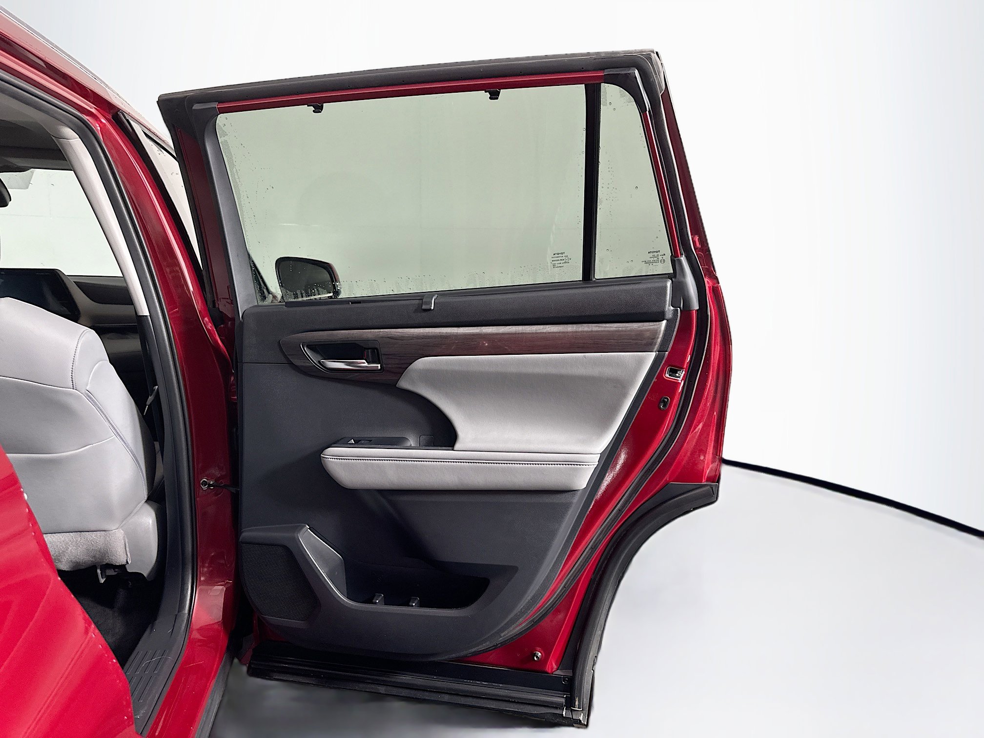 Used 2022 Toyota Highlander Limited image 33