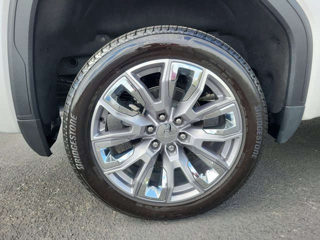 Used 2025 GMC Sierra 1500 Denali w/ Denali Reserve Package AWD/4WD image 9