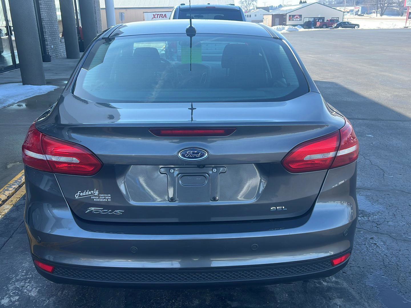 Used 2018 Ford Focus SEL w/ Cold Weather Package image 18