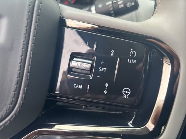 Used 2025 Land Rover Range Rover Velar S image 20