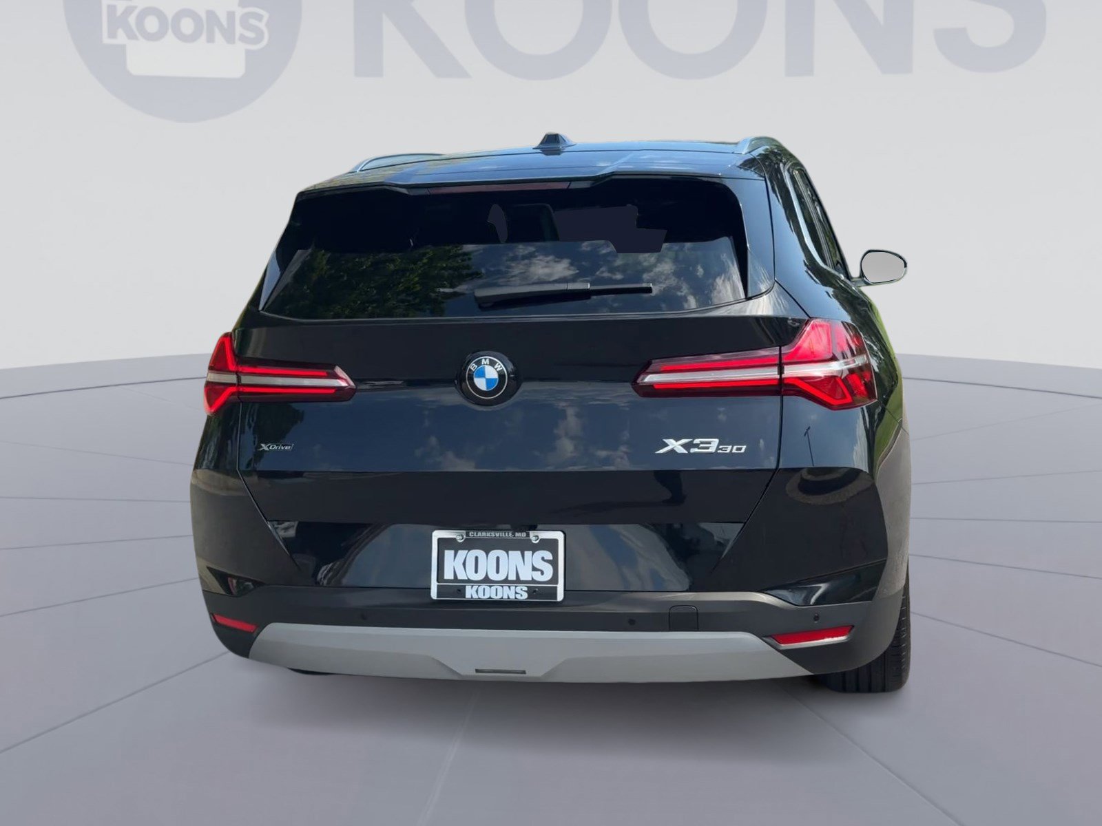 Used 2025 BMW X3 xDrive30i w/ Convenience Package AWD/4WD image 2