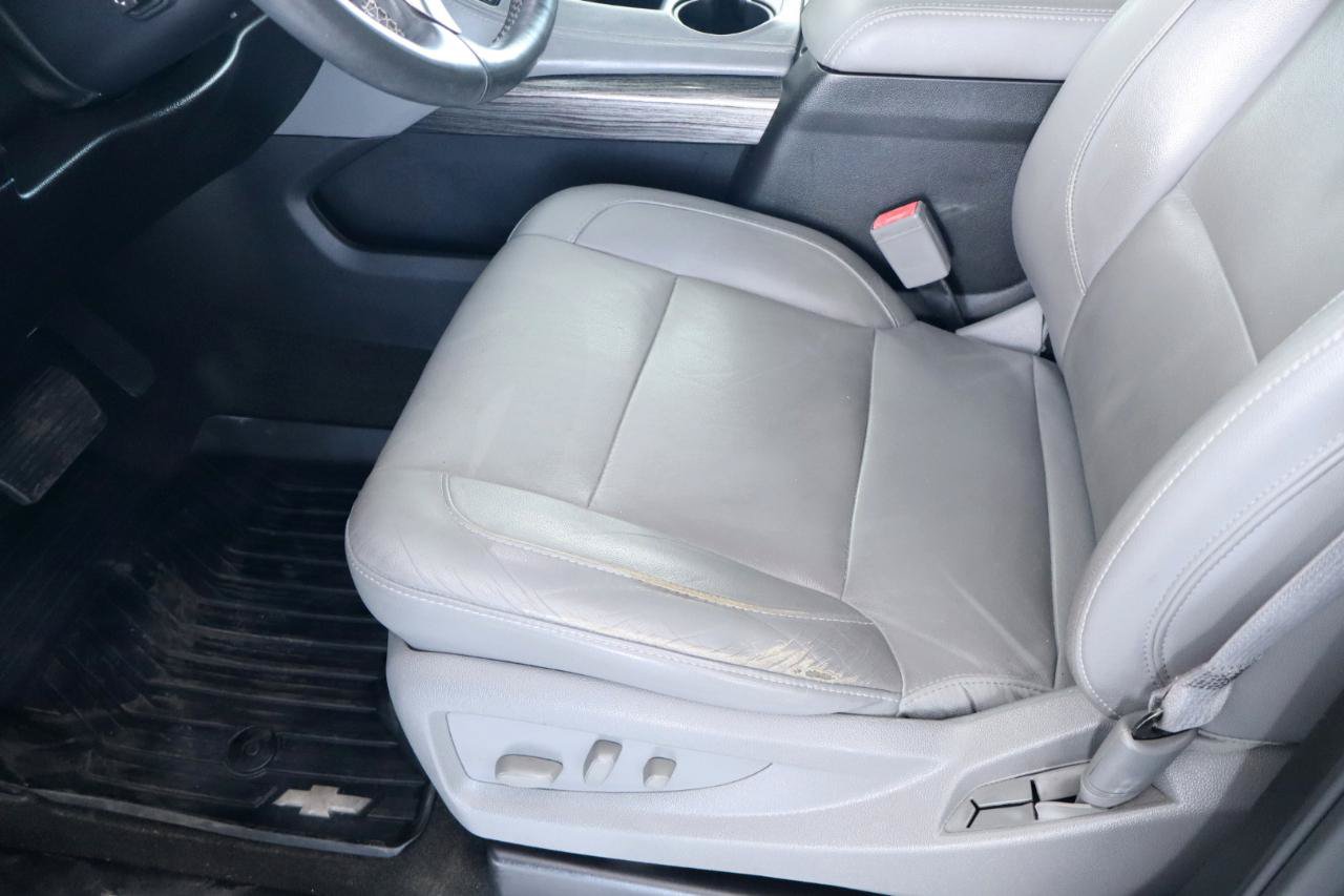 Used 2016 Chevrolet Tahoe LT w/ Luxury Package RWD image 13