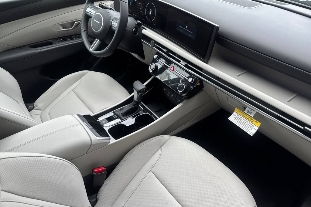 New 2026 Hyundai Tucson SEL FWD image 17