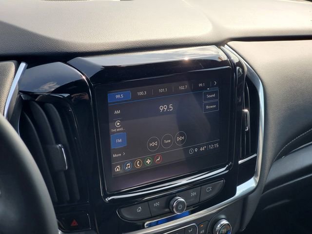 Used 2023 Chevrolet Traverse LT FWD image 19