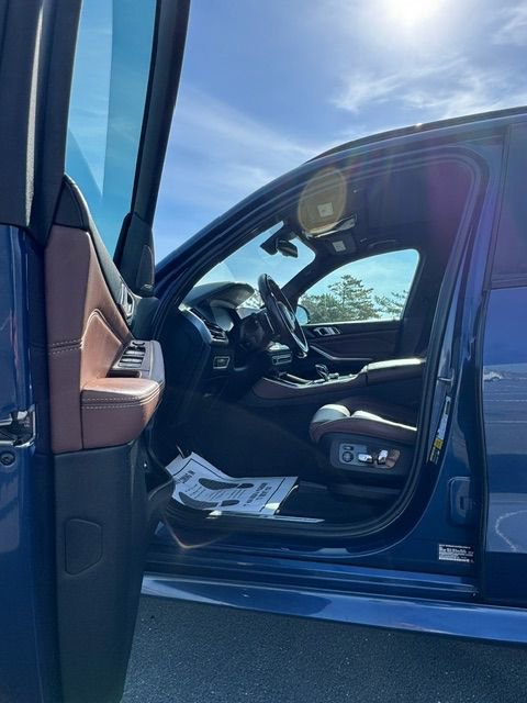 Used 2023 BMW X5 xDrive45e w/ Executive Package image 10