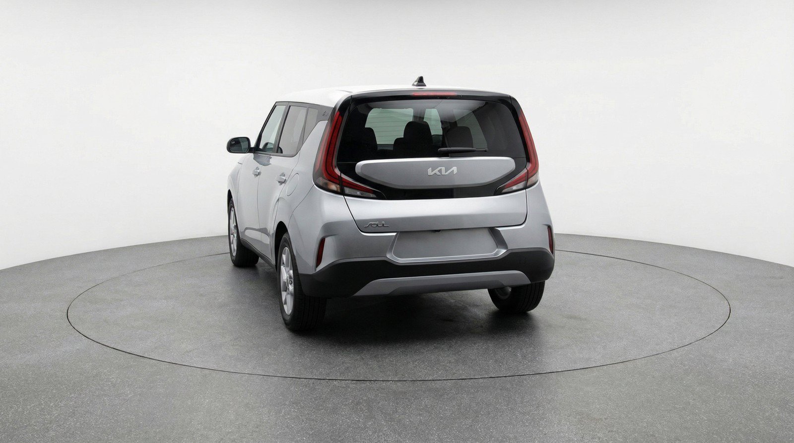 Used 2025 Kia Soul LX w/ LX Technology Package FWD image 7