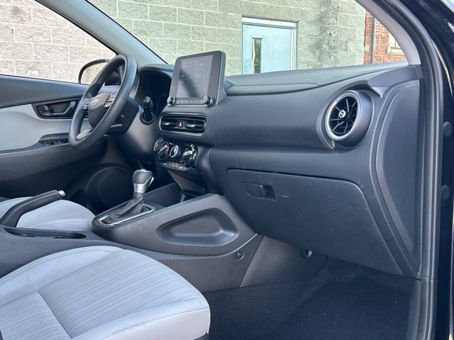 Used 2022 Hyundai Kona SEL AWD/4WD image 23