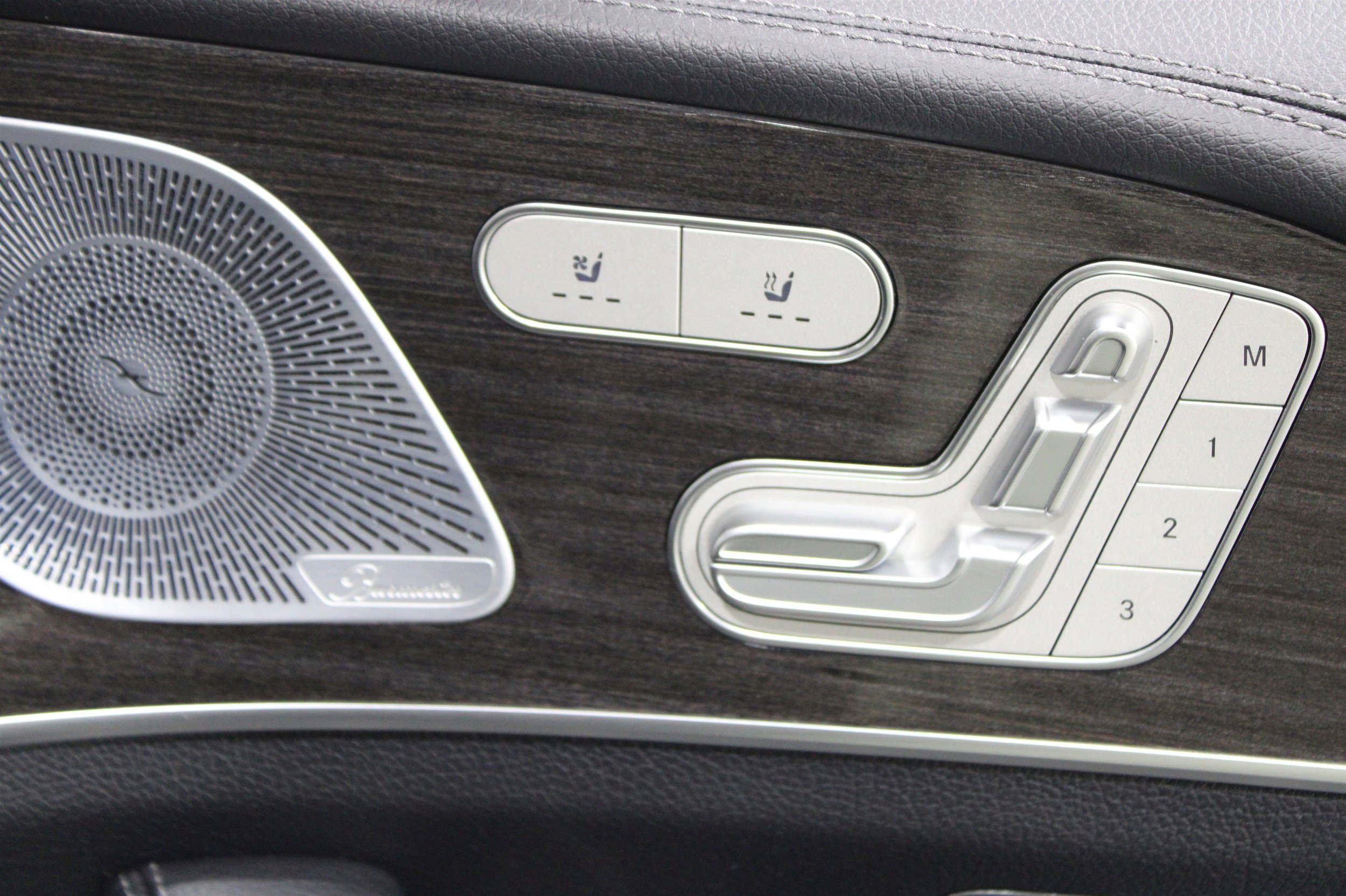 Used 2020 Mercedes-Benz GLS 450 4MATIC w/ Convenience Package image 34