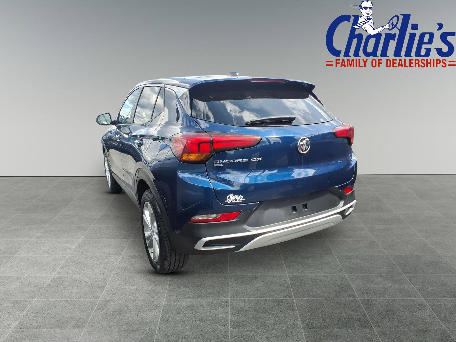 Used 2023 Buick Encore GX Preferred w/ Cold Weather Comfort Package AWD/4WD image 5