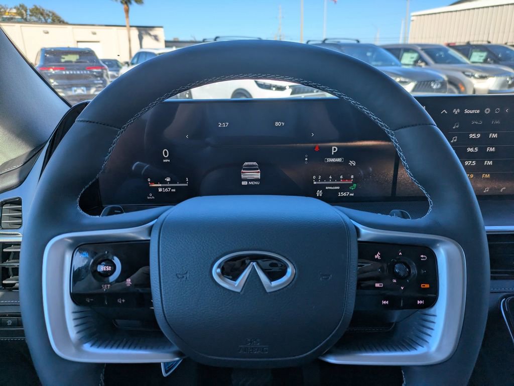Used 2025 INFINITI QX80 Luxe image 30