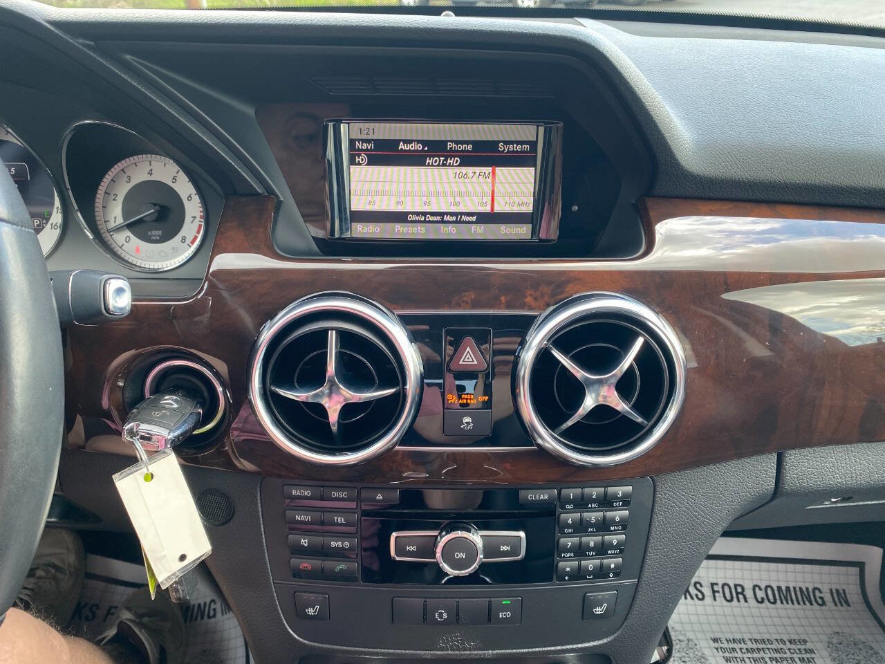 Used 2013 Mercedes-Benz GLK 350 4MATIC image 15