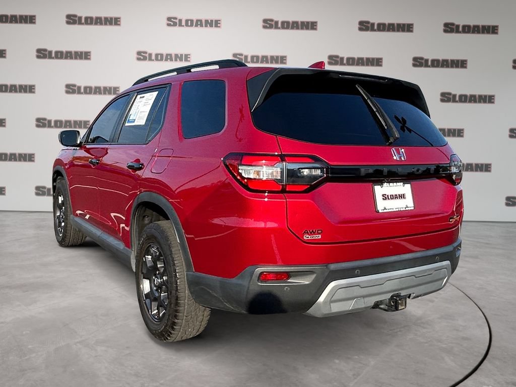 Used 2023 Honda Pilot TrailSport image 3