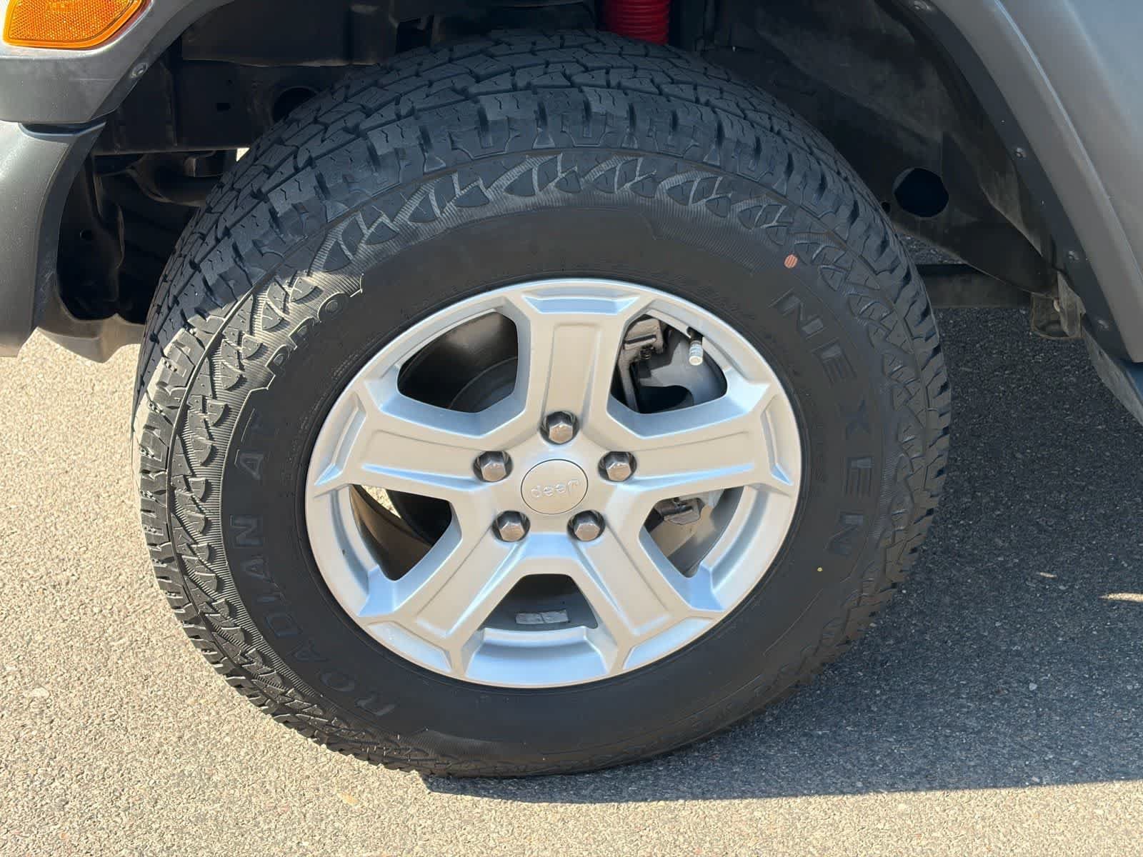 Used 2018 Jeep Wrangler Unlimited Sport S AWD/4WD image 8