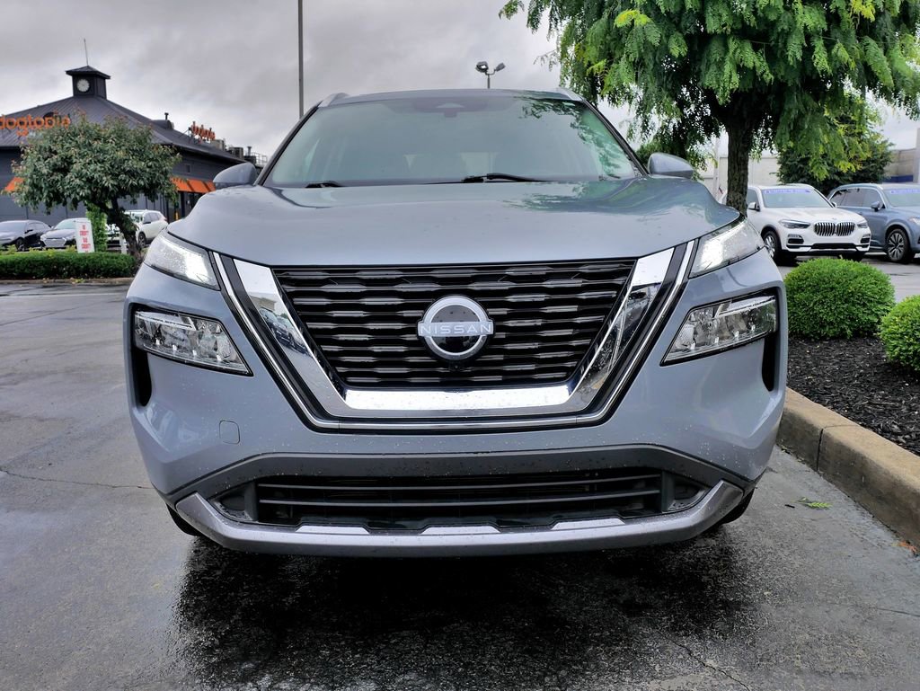Used 2023 Nissan Rogue SL AWD/4WD image 3