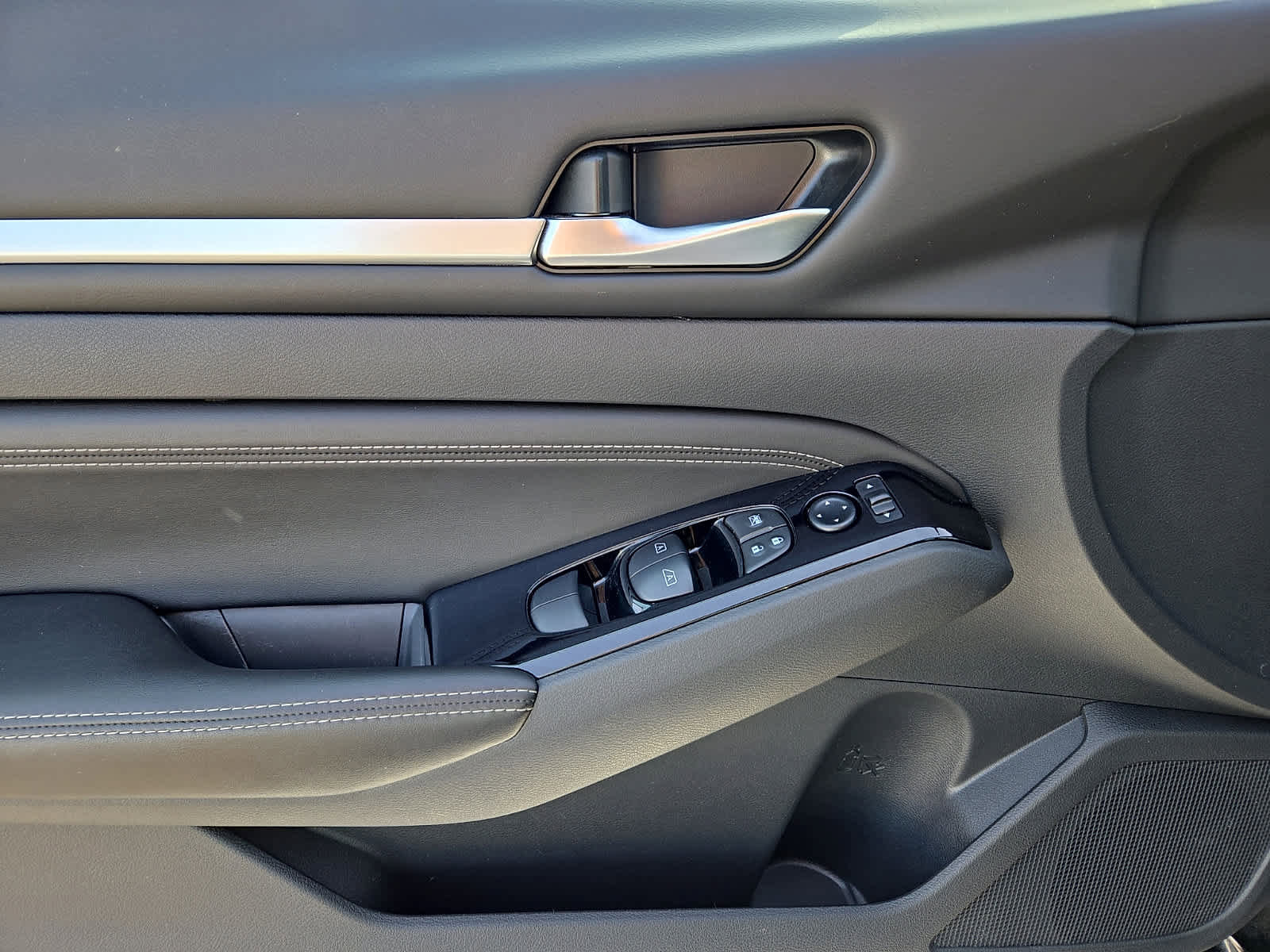 Used 2022 Nissan Altima 2.5 SL image 14