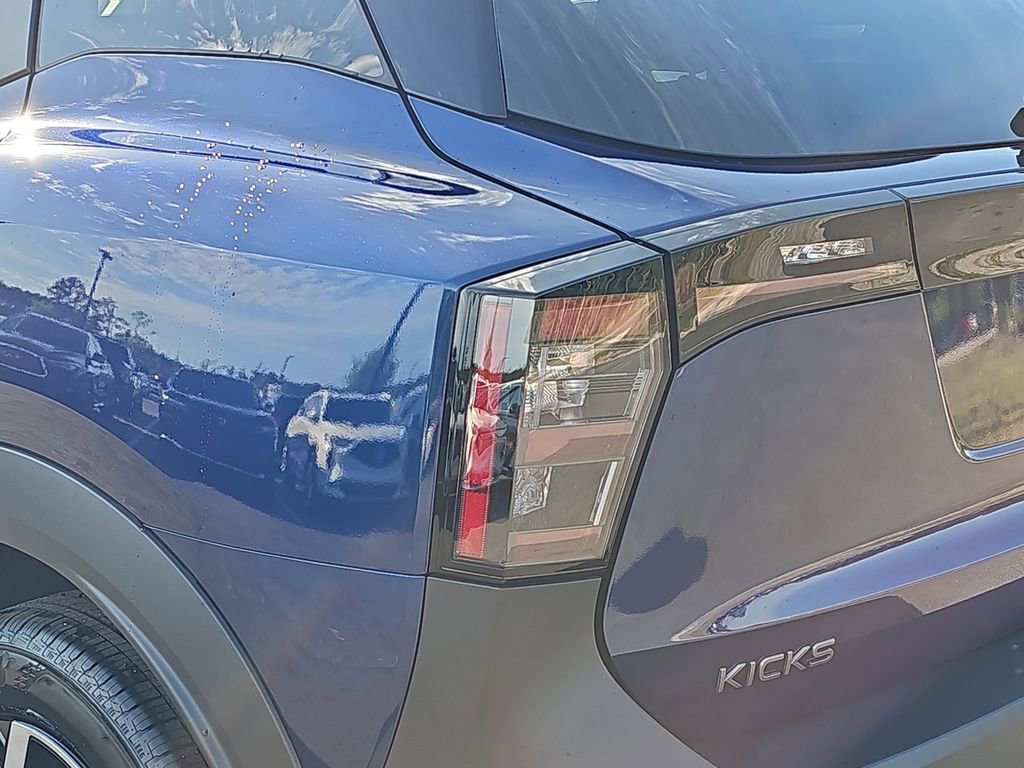 New 2026 Nissan Kicks SV FWD image 36