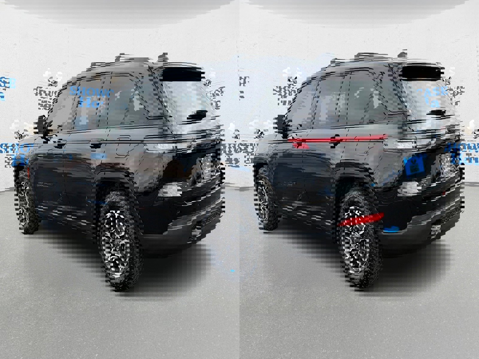 Used 2022 Jeep Grand Cherokee Trailhawk w/ Advanced Protech Group II image 5