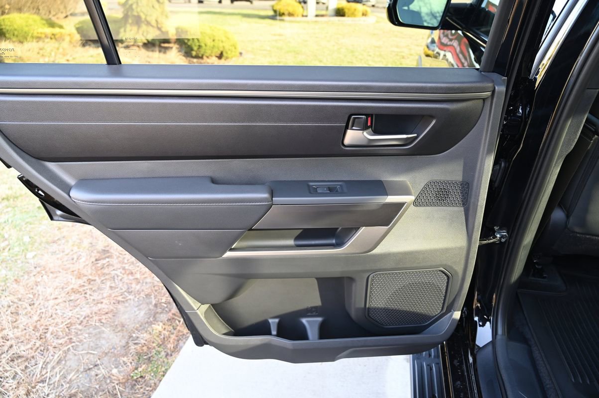 Used 2026 Toyota Sequoia 4WD image 39