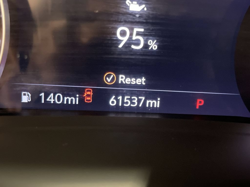 Used 2021 Buick Envision Essence w/ Technology Package I FWD image 16