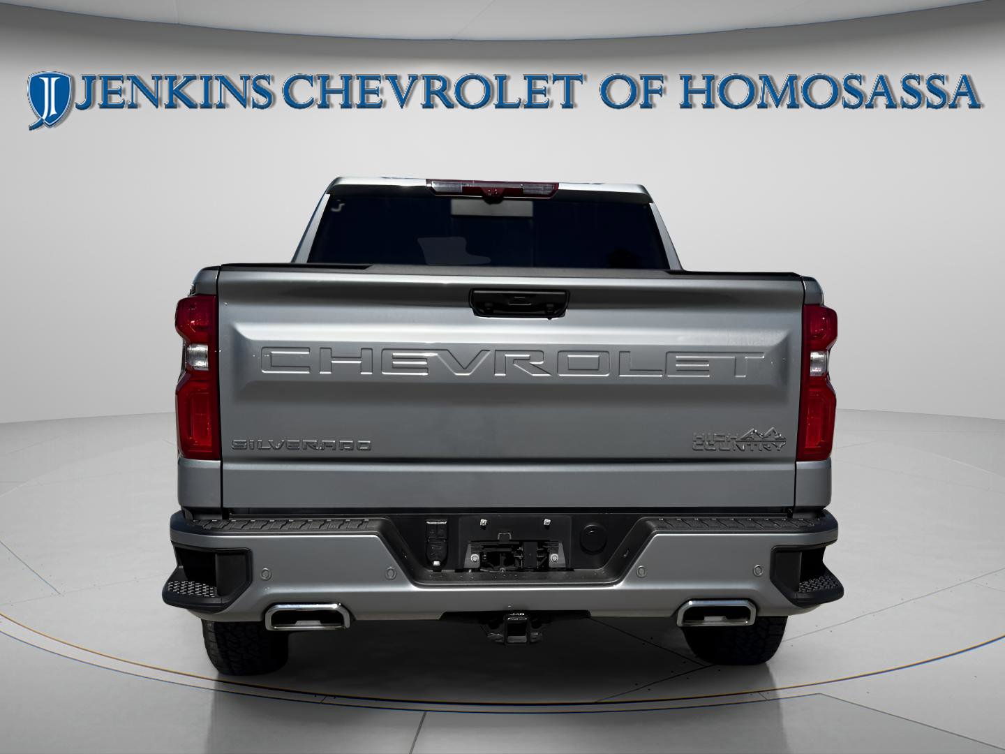 Used 2024 Chevrolet Silverado 1500 High Country w/ Technology Package AWD/4WD image 6