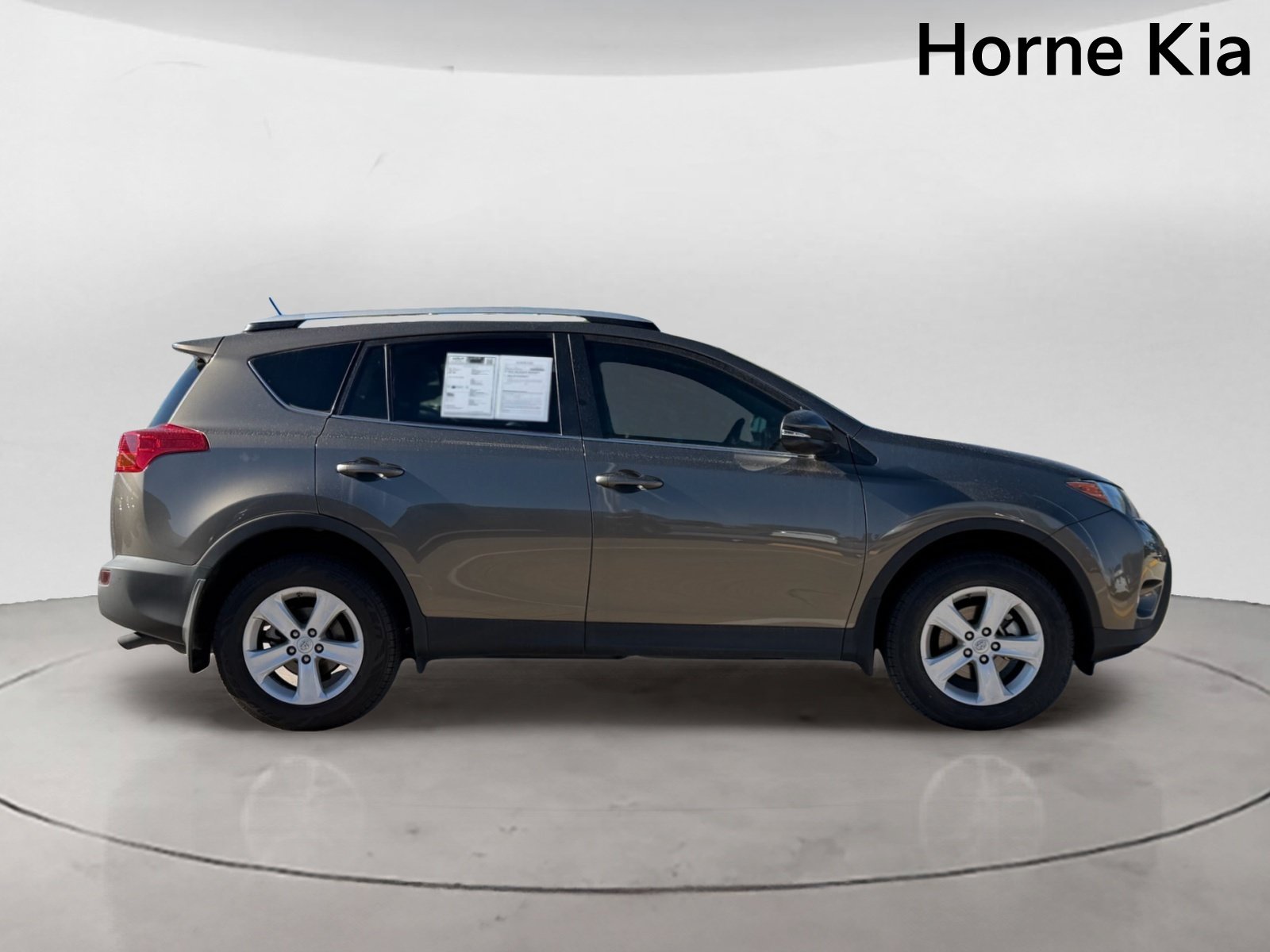 Used 2014 Toyota RAV4 XLE FWD image 3
