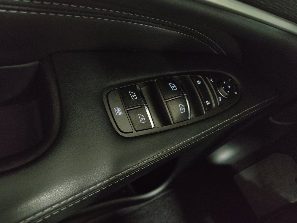Used 2019 INFINITI QX60 Luxe w/ Essential Package image 27