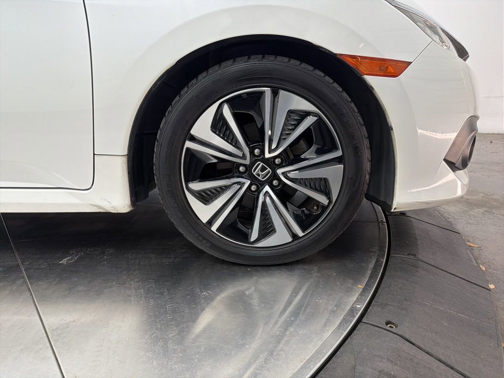 Used 2018 Honda Civic EX-L image 7