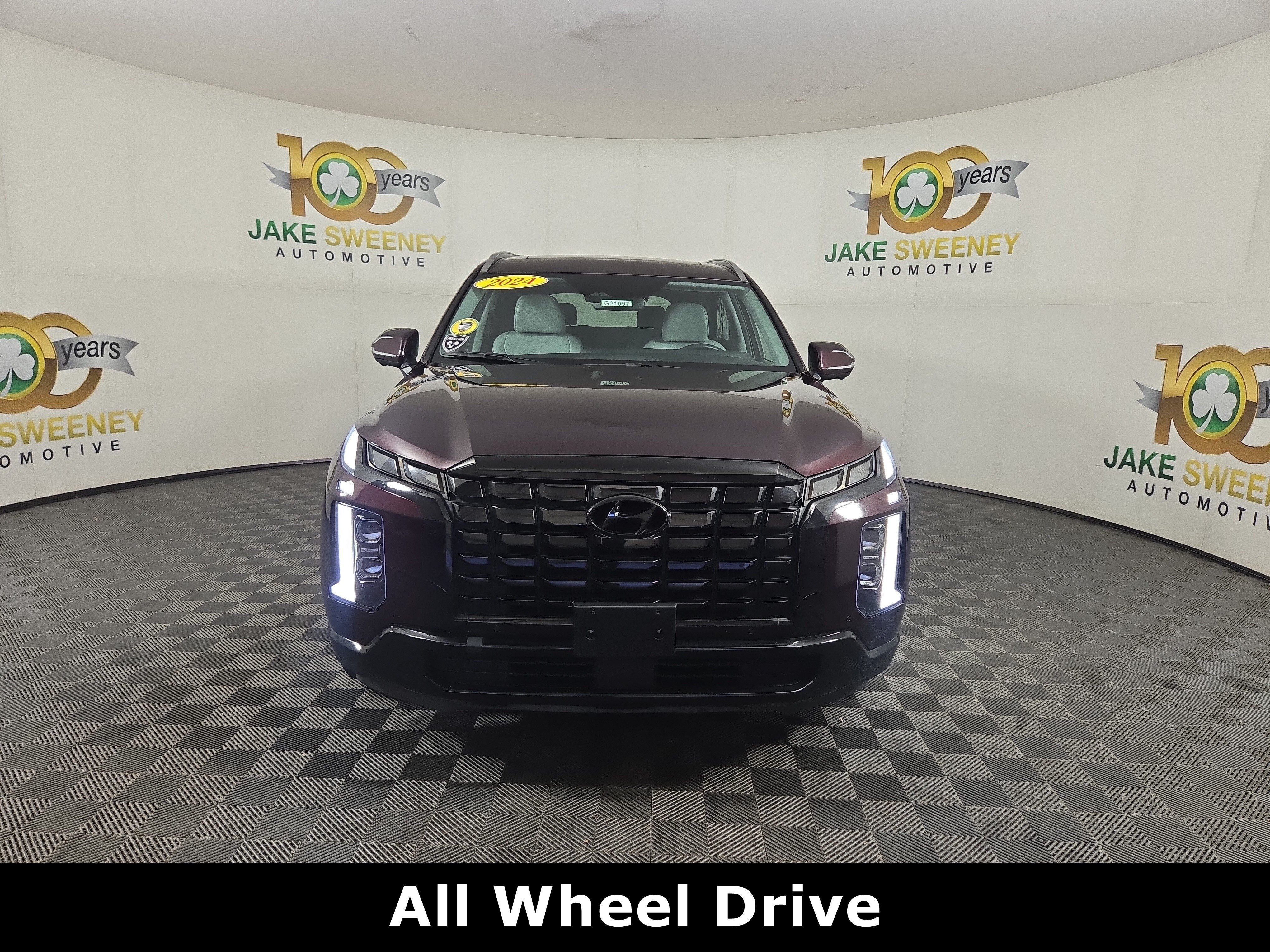 Used 2024 Hyundai Palisade SEL w/ Premium Package AWD/4WD image 2