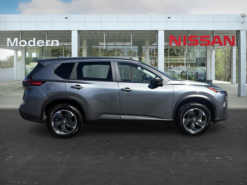 Certified 2025 Nissan Rogue SV AWD/4WD image 6