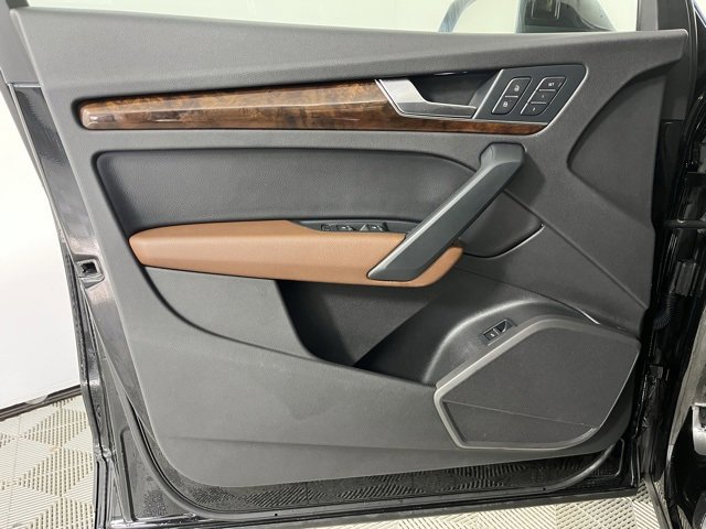 Used 2018 Audi Q5 2.0T Premium Plus w/ Premium Plus Package image 10