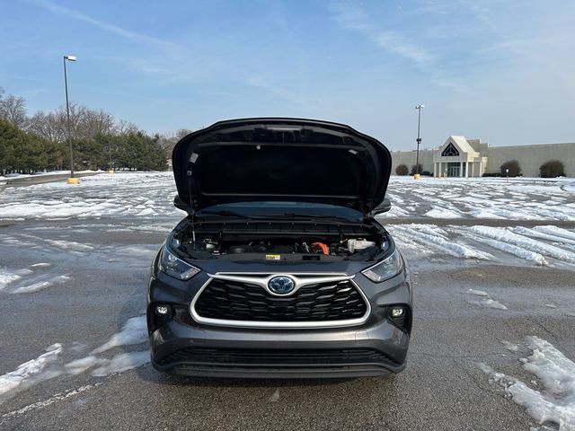 Certified 2024 Toyota Highlander XLE image 18