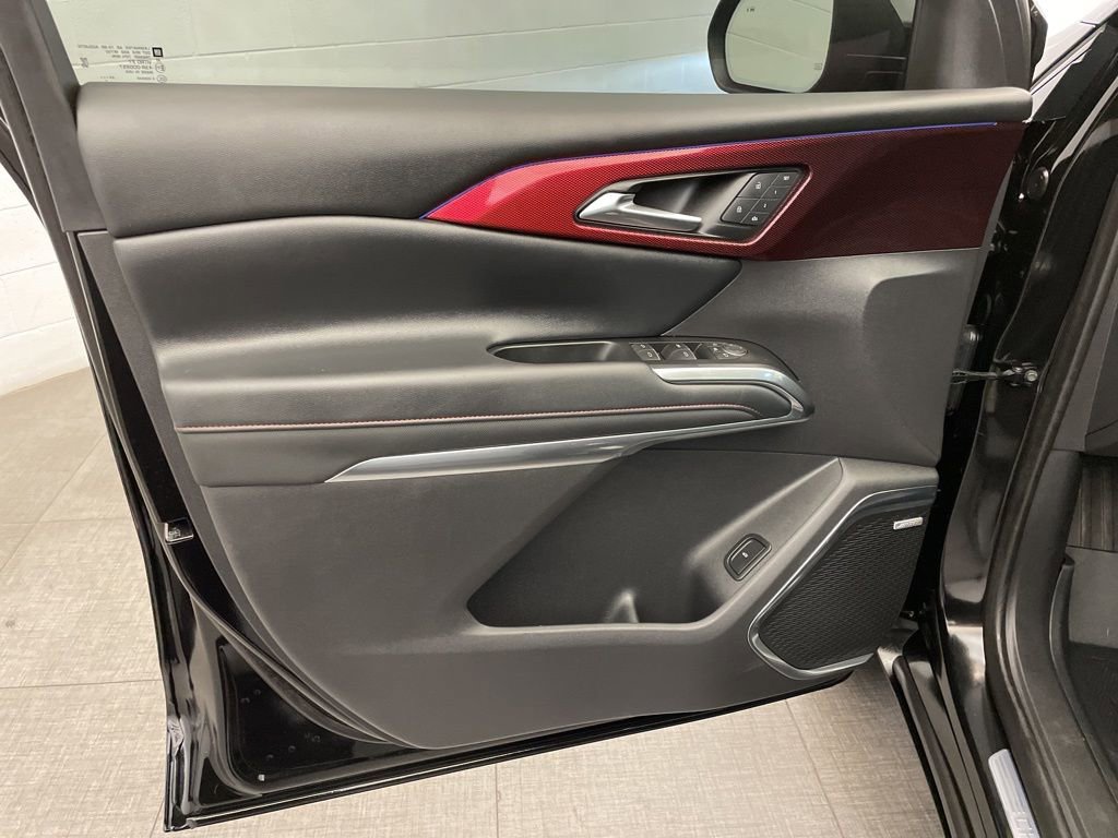 Used 2025 Chevrolet Traverse RS w/ LPO, Floor Liner Package image 19