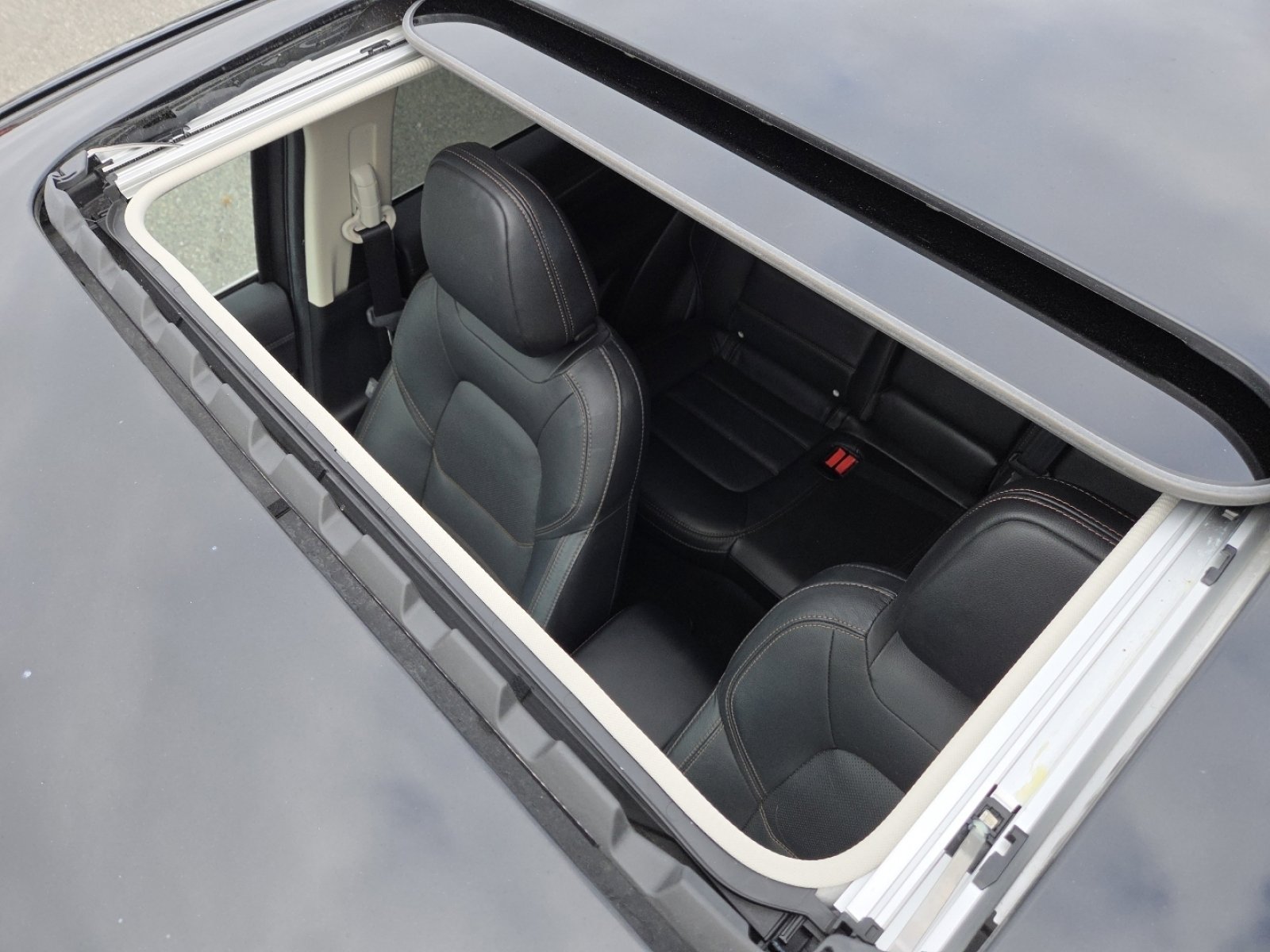 Used 2023 MAZDA CX-5 AWD 2.5 S w/ Premium Plus Pkg image 4