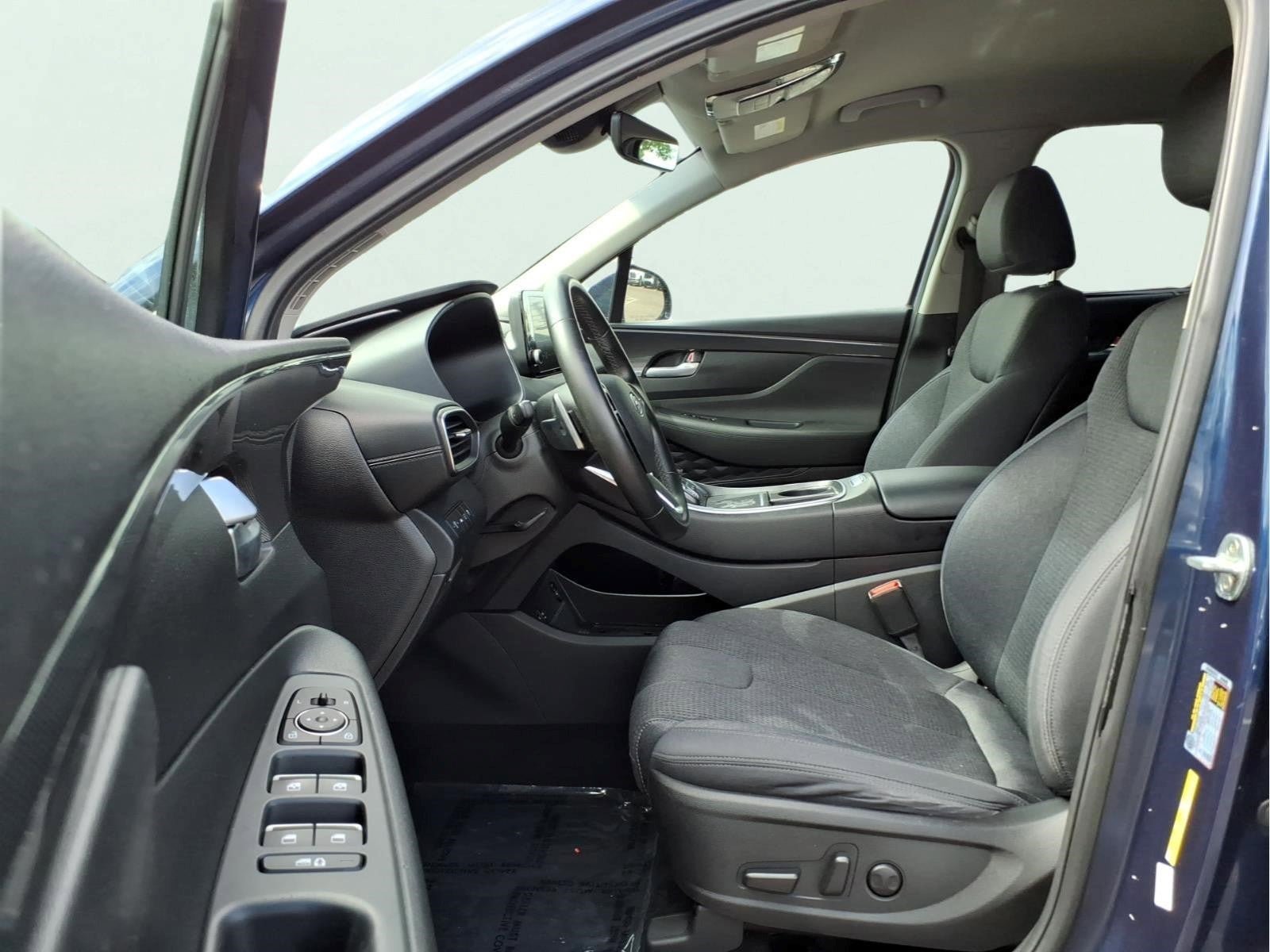 Used 2022 Hyundai Santa Fe SEL w/ Convenience Package FWD image 16