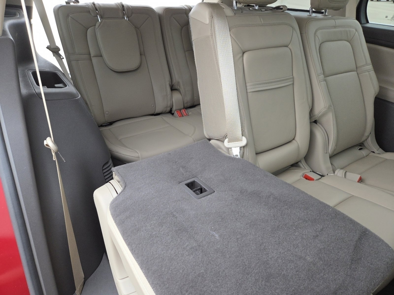 Used 2020 Lincoln Aviator Reserve image 22