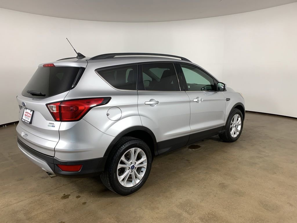 Used 2019 Ford Escape SEL AWD/4WD image 8